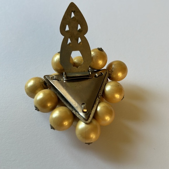 VINTAGE🗝️Champagne Faux Pearl Cluster of Grapes Scarf/Dress Clip - Picture 4 of 8